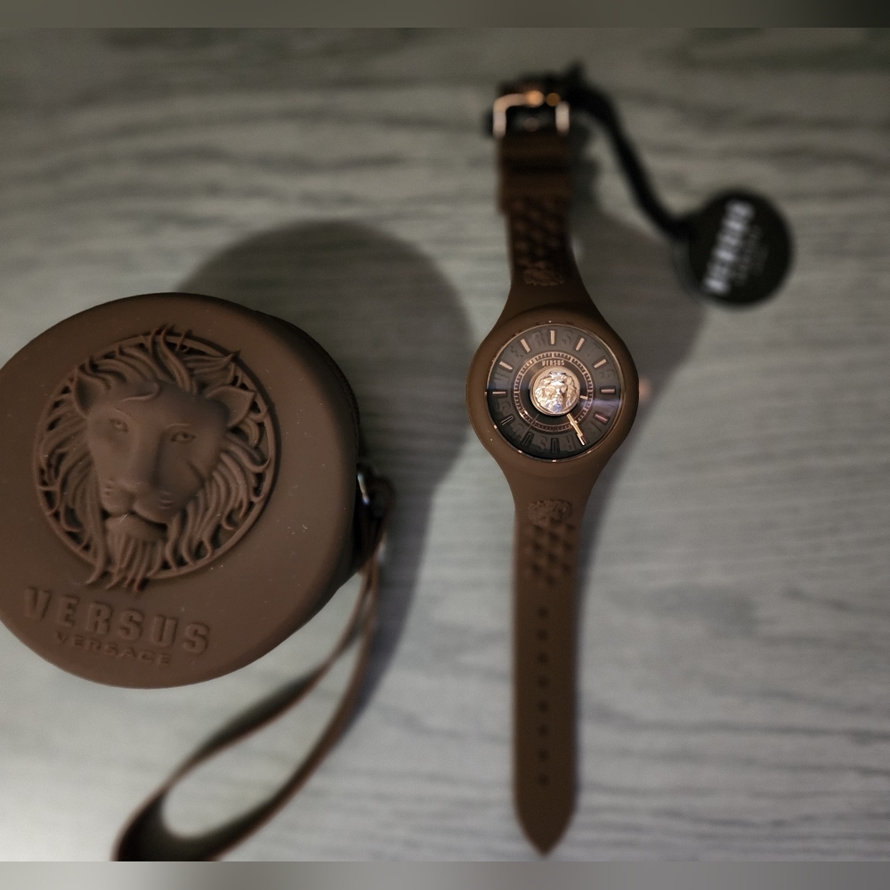 Authentic Versus Versace Brown Watch - Picture 6 of 11